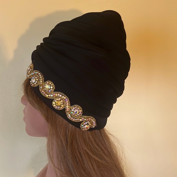 VTG 60 Beehive Turbin Hat Marvelous Mrs Maisel Emily in Paris jewels are glued - Picture 2 of 6